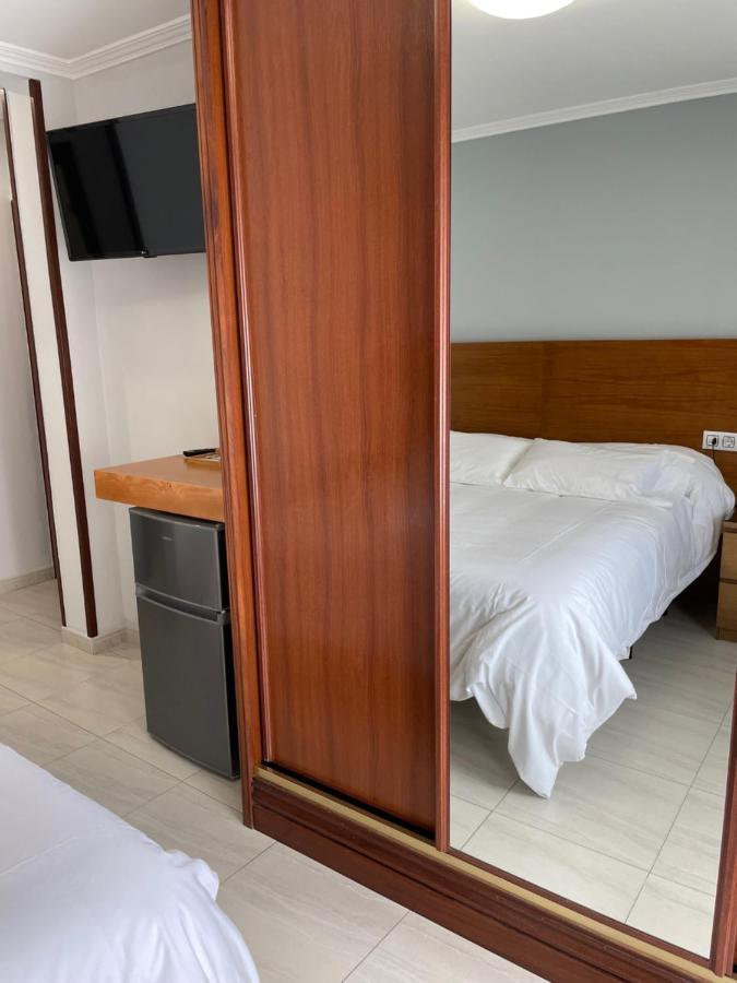 Hotel Venezuela Sanxenxo Bagian luar foto