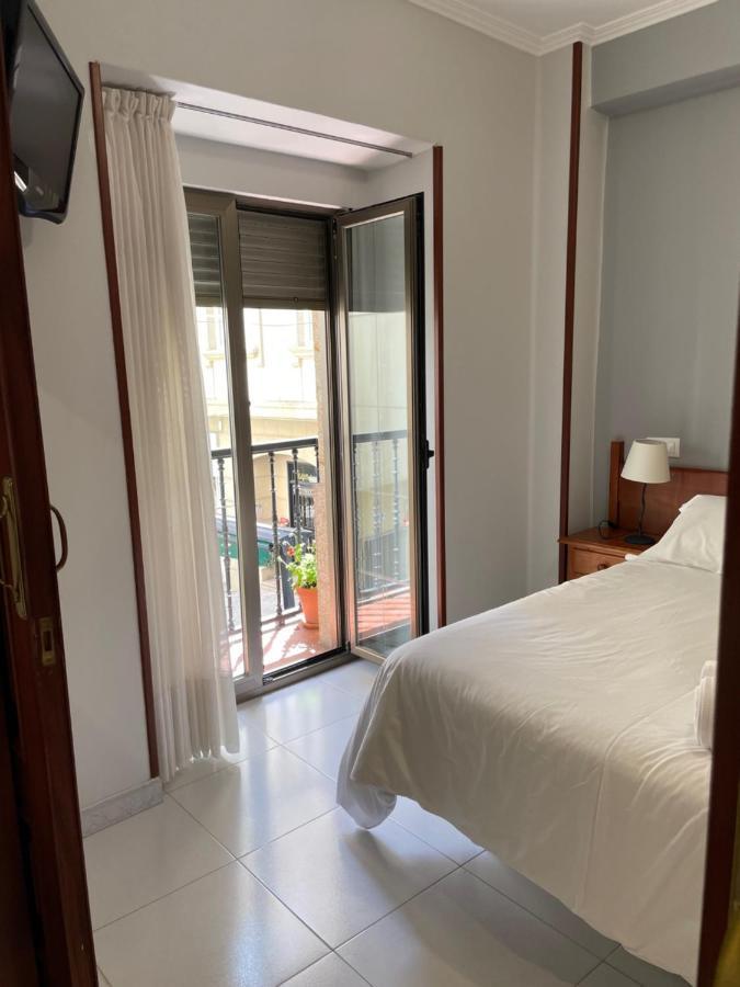 Hotel Venezuela Sanxenxo Bagian luar foto