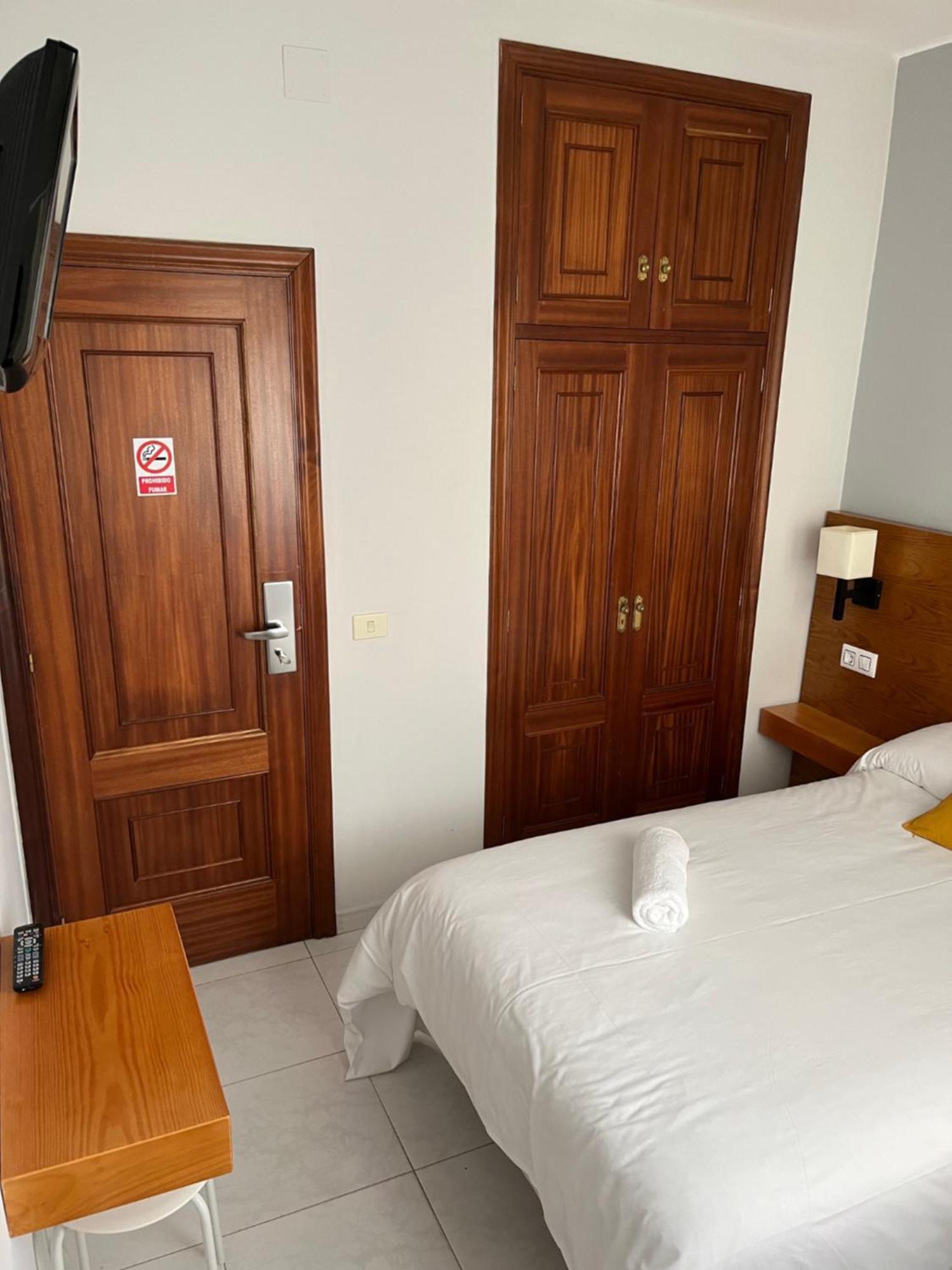 Hotel Venezuela Sanxenxo Bagian luar foto
